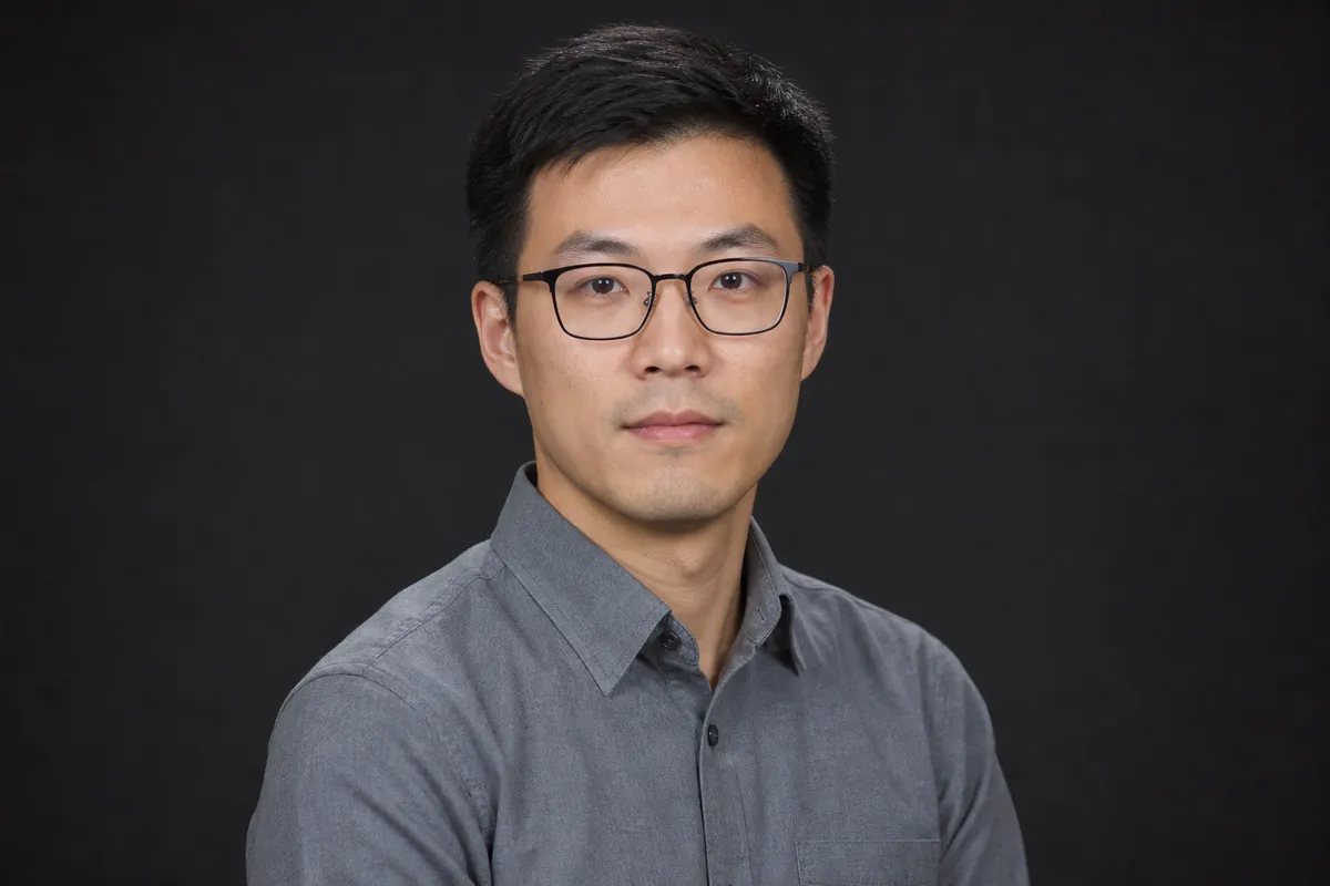 Portrait of Jay Kim, reading metrics analyst